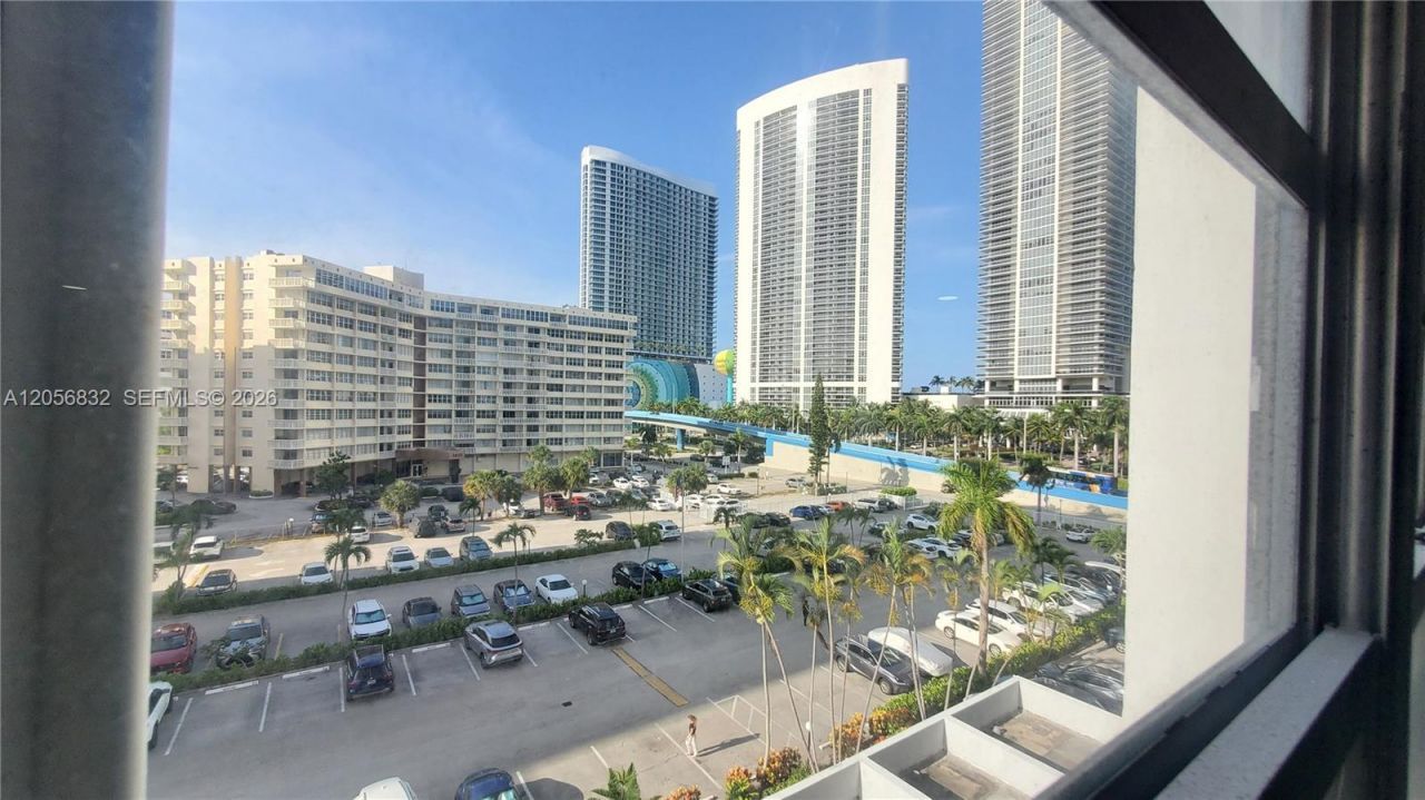 1849 S Ocean Dr , Unit 505, Hallandale Beach, FL 33009 Photo