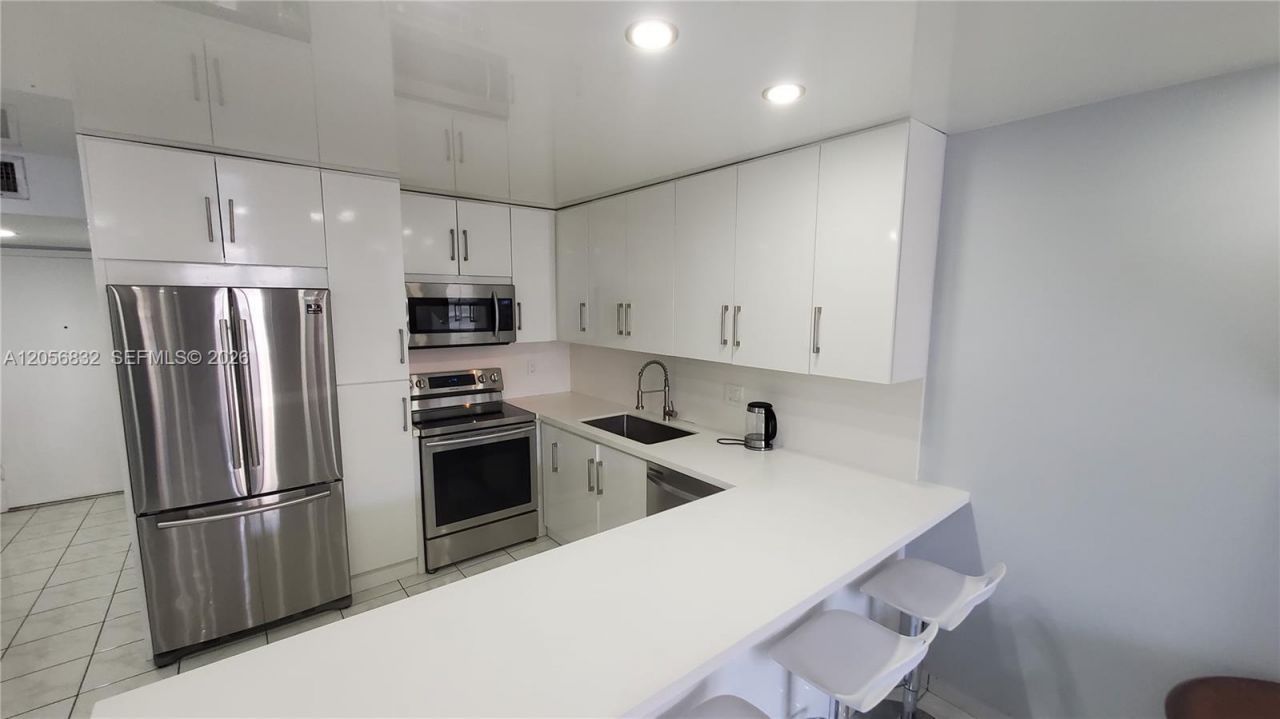 1849 S Ocean Dr , Unit 505, Hallandale Beach, FL 33009 Photo