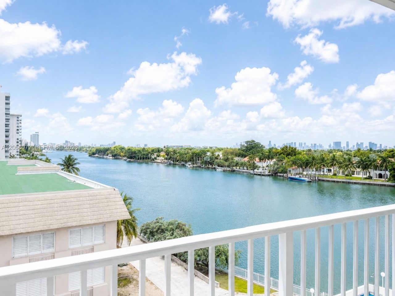 5838 Collins Ave, Unit 5G, Miami Beach, FL 33140 Photo