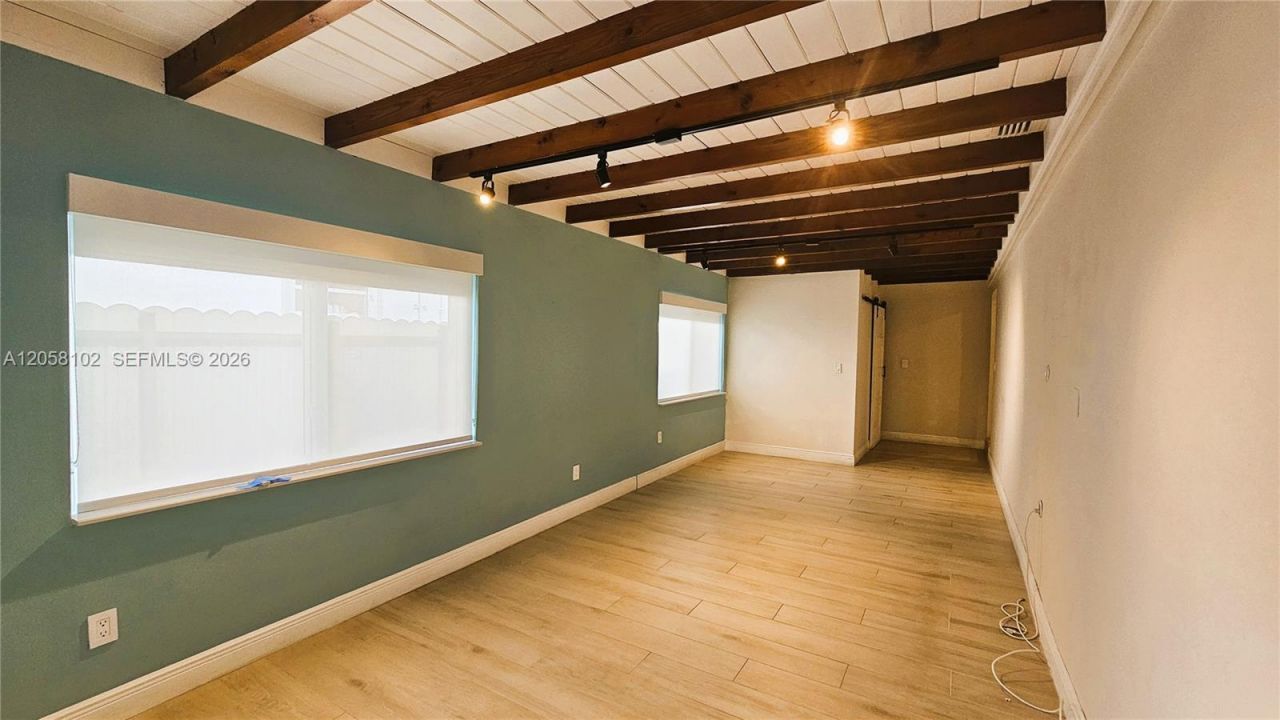 6550 SW 28th St , Miami, FL 33155 Photo