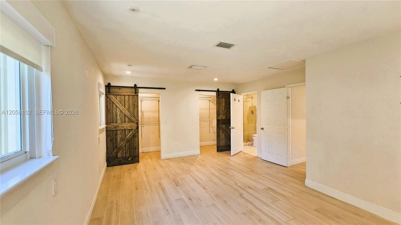 6550 SW 28th St , Miami, FL 33155 Photo