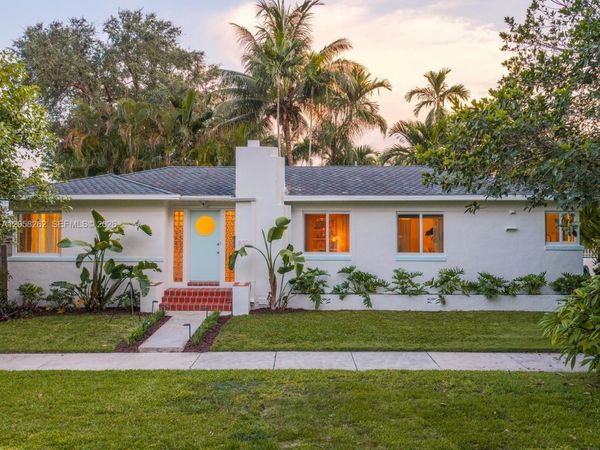 830 NE 83rd St , Miami, FL 33138
