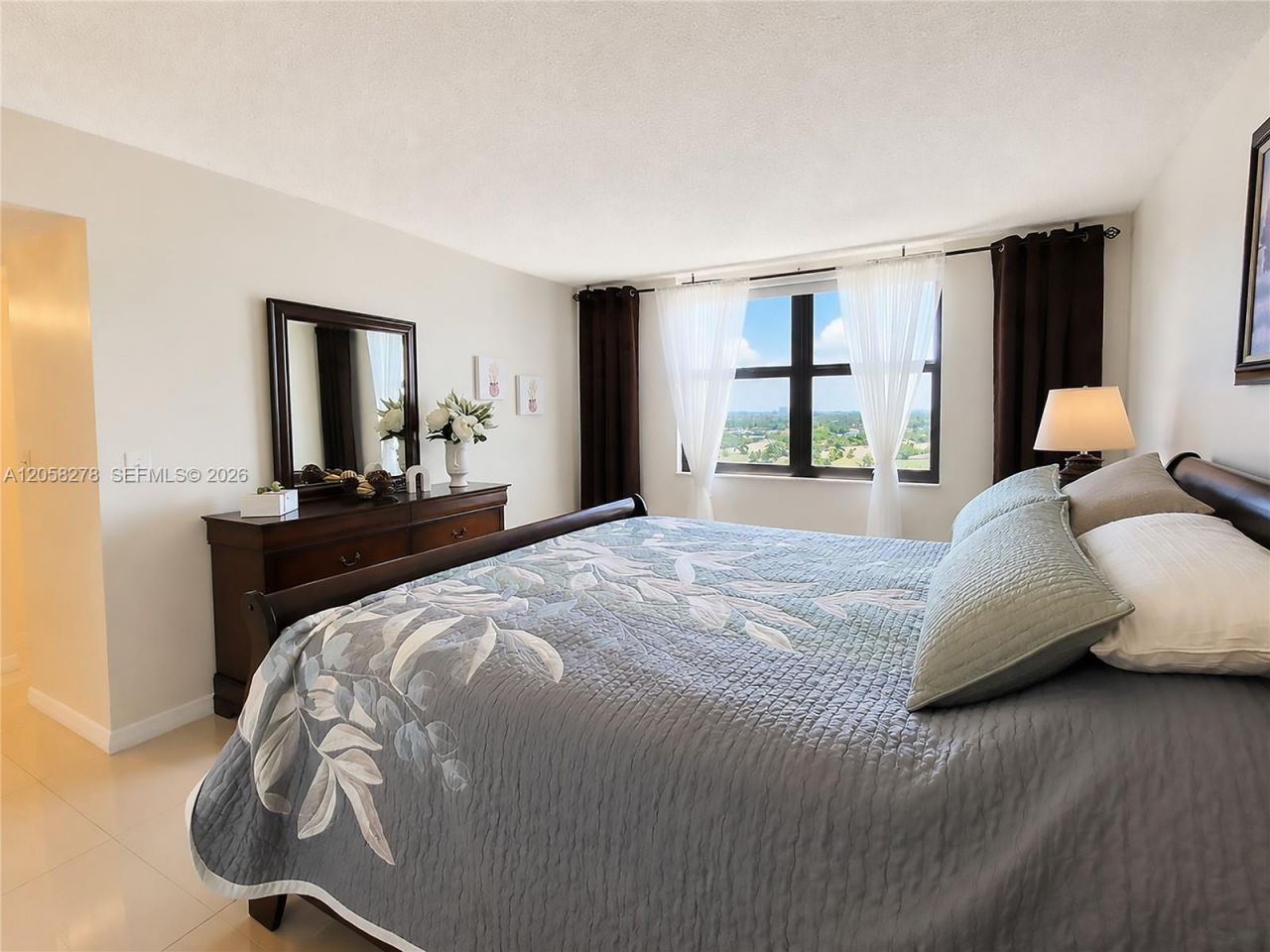 2401 S Ocean Dr , Unit 1007, Hollywood, FL 33019 Photo