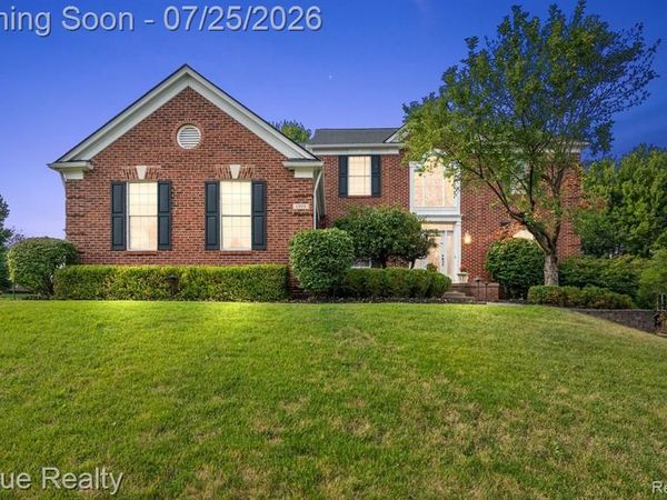 1909 Catlin Drive, Rochester, MI 48306