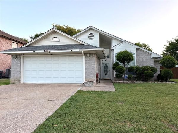 2530 Stresa Lane , Grand Prairie, TX 75052