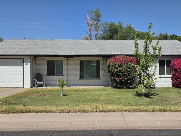 5740 N 11TH Place, Phoenix, AZ 85014