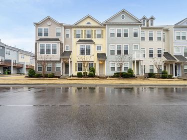 313 Great Northern Station, Apex, NC 27502