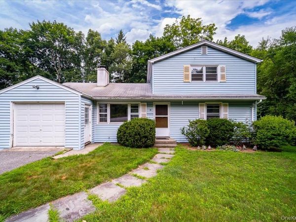 15 Nightingale Road , Katonah, NY 10536