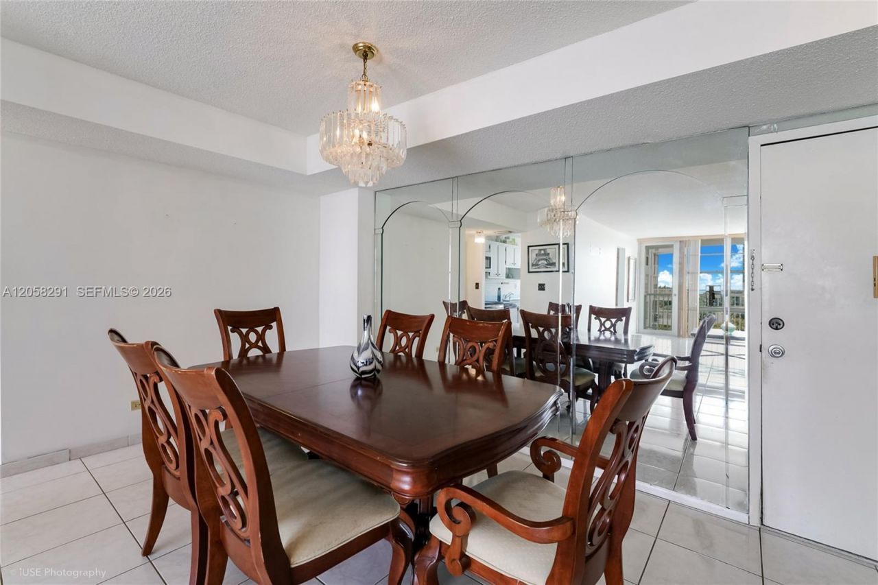 231 174th St, Unit 617, Sunny Isles Beach, FL 33160 Photo