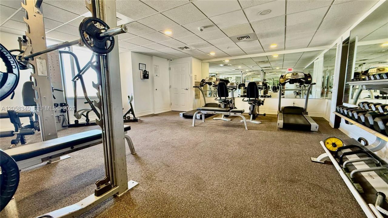 900 SW 8th St, Unit 1501, Miami, FL 33130 Photo
