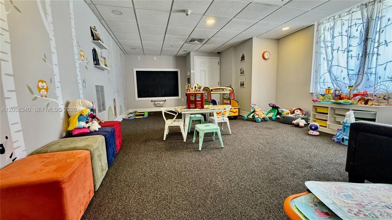 900 SW 8th St, Unit 1501, Miami, FL 33130 Photo