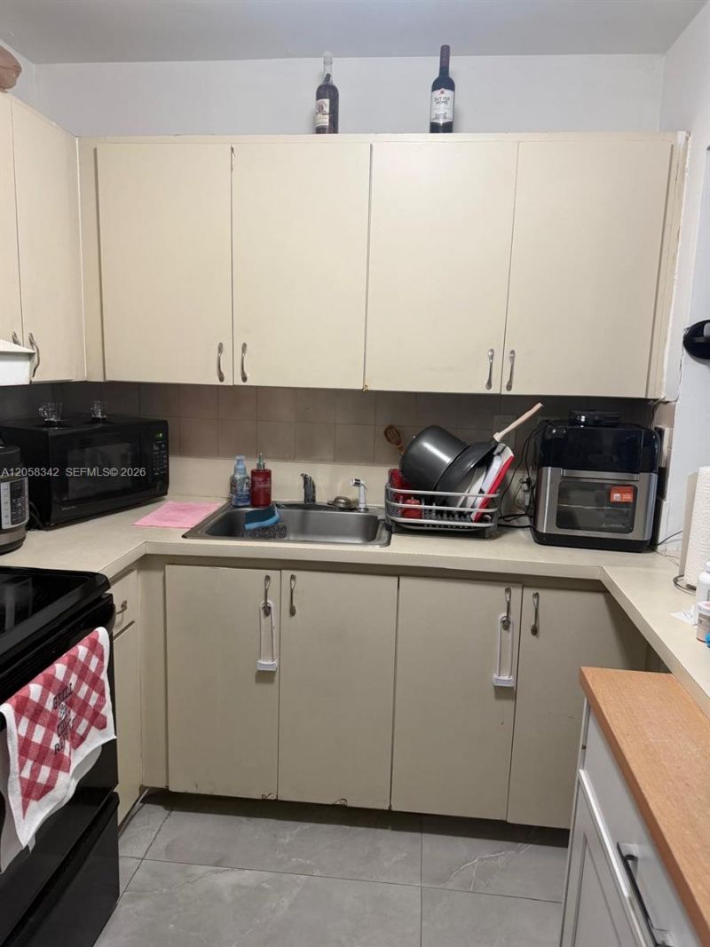 13221 SW 17th Ln , Unit 20-4, Miami, FL 33175 Photo