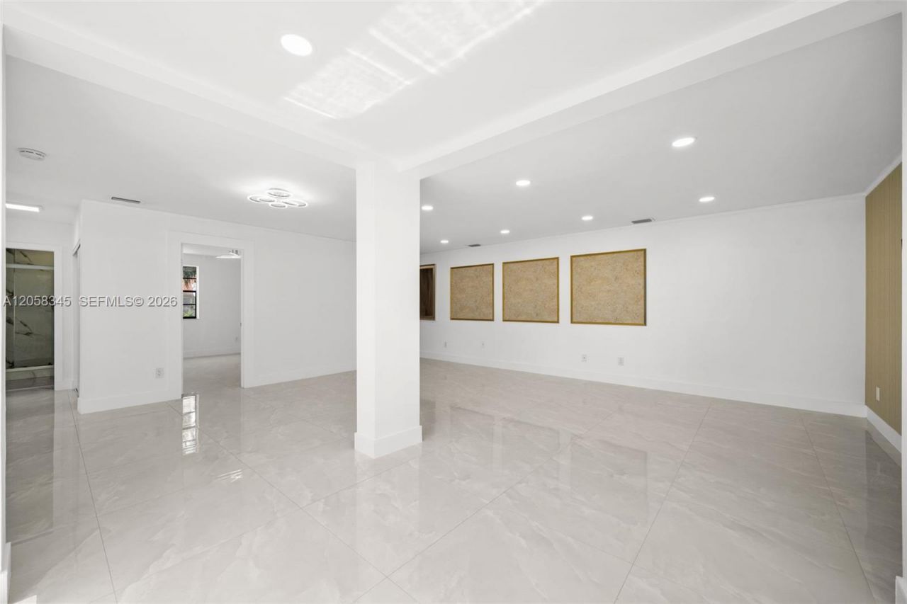 3571 Magellan Cir , Unit 343-4, Aventura, FL 33180 Photo