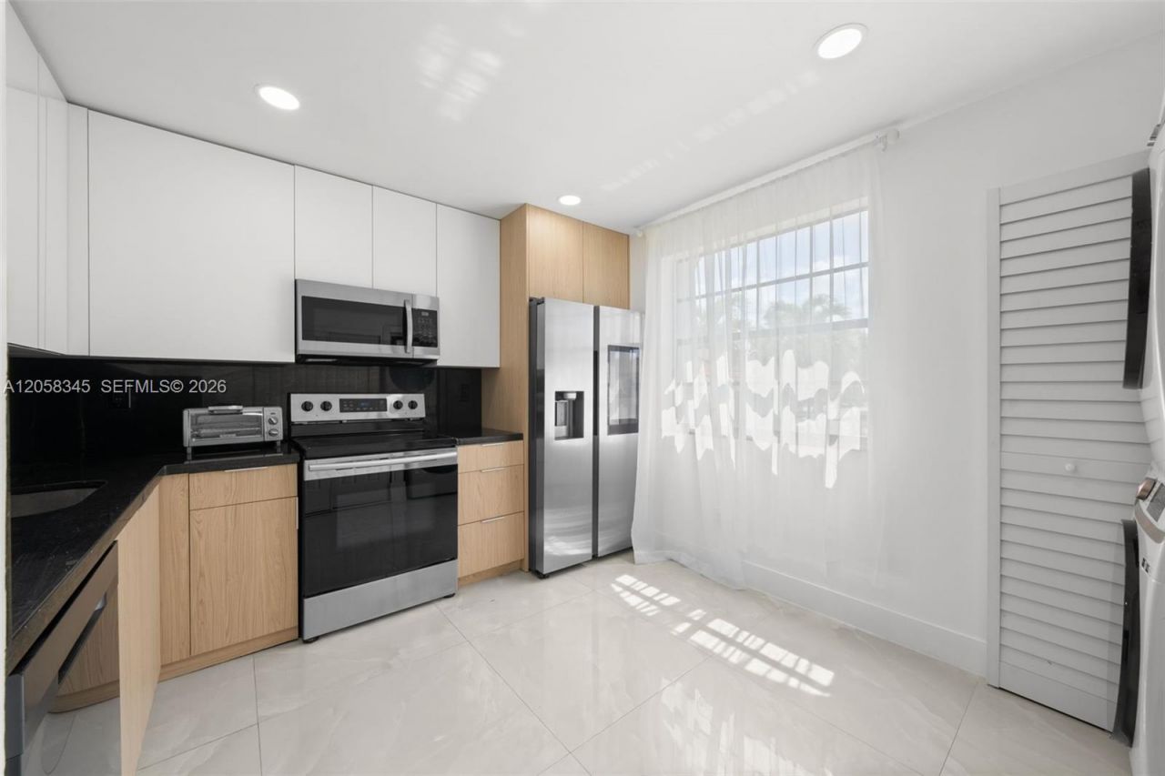 3571 Magellan Cir , Unit 343-4, Aventura, FL 33180 Photo