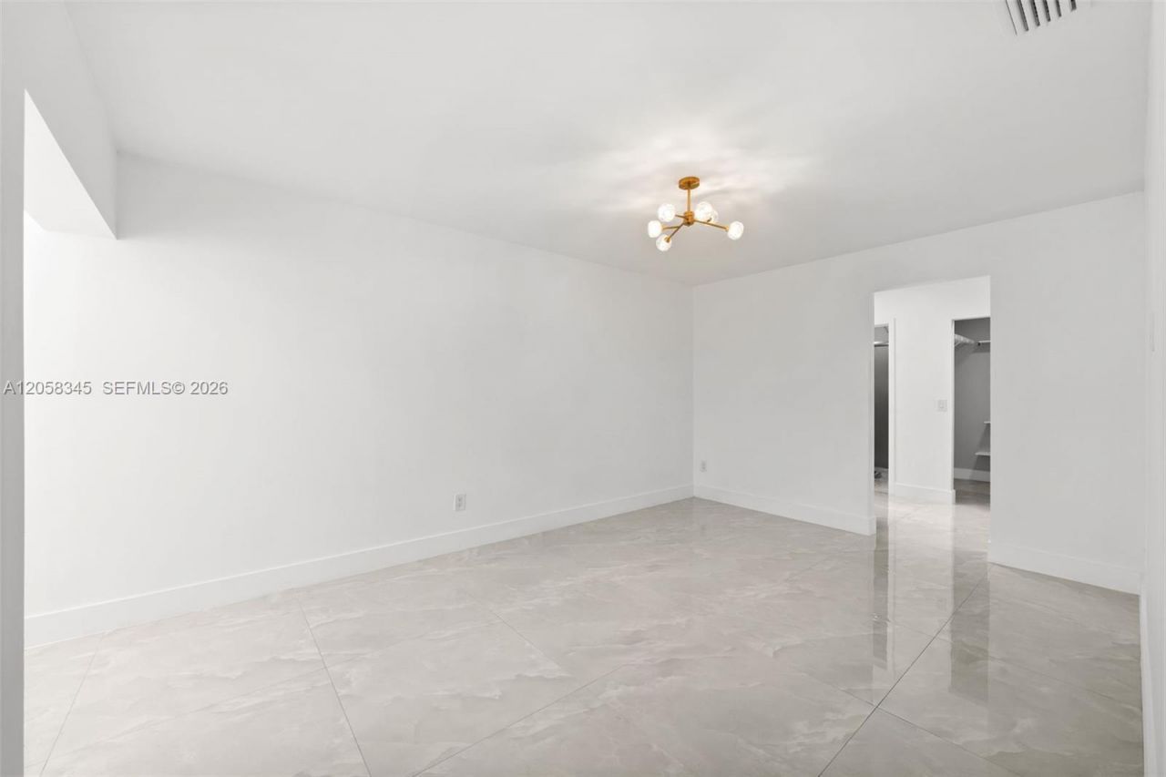 3571 Magellan Cir , Unit 343-4, Aventura, FL 33180 Photo
