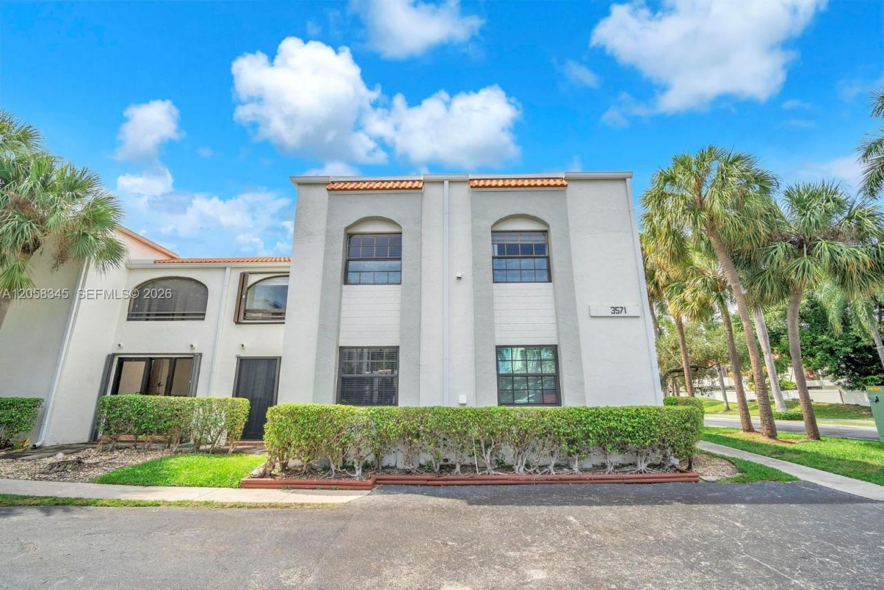 3571 Magellan Cir , Unit 343-4, Aventura, FL 33180 Photo