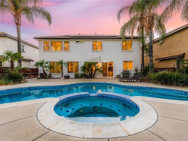 30924 Green Branch Street , Menifee, CA 92584