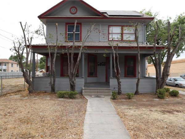3907 Chestnut Street, Riverside, CA 92501