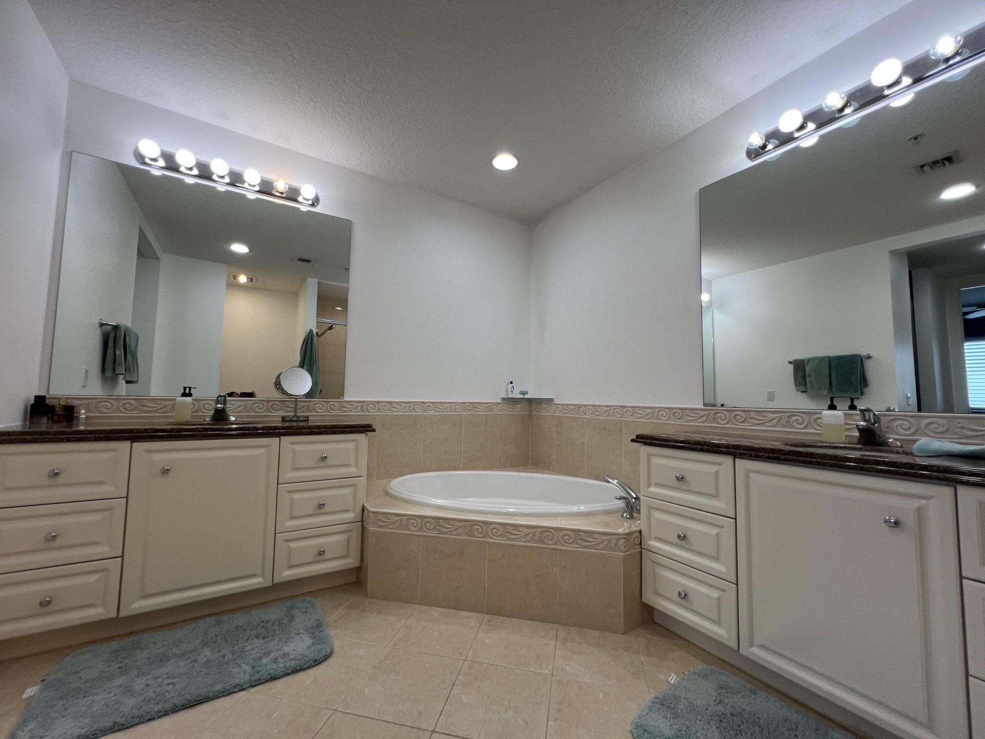 13 Harbour Isles Drive W, Unit PH02, Fort Pierce, FL 34949 Photo