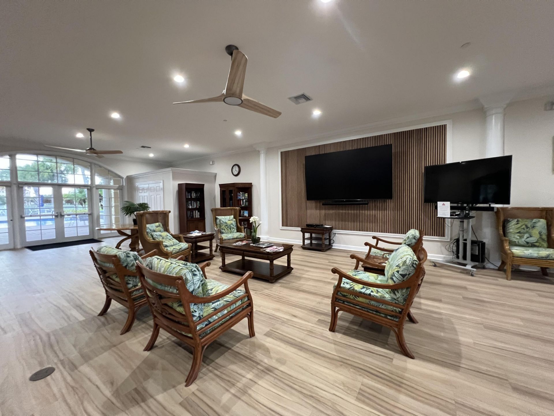 13 Harbour Isles Drive W, Unit PH02, Fort Pierce, FL 34949 Photo