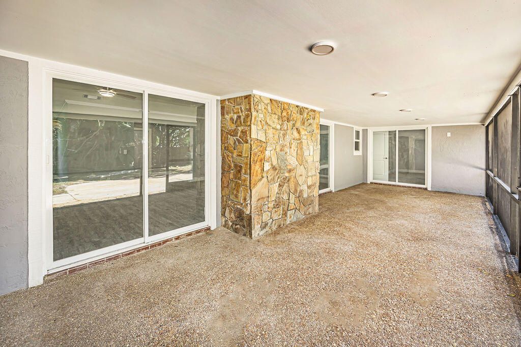 300 Riomar Drive, Port Saint Lucie, FL 34952 Photo