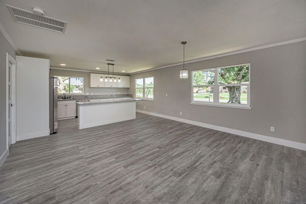 300 Riomar Drive, Port Saint Lucie, FL 34952 Photo