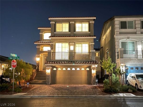 7008 Steele Canyon Street , Las Vegas, NV 89118