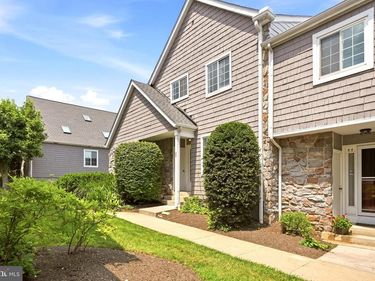 43 CONSTITUTION COURT, Unit 43, CHESTERBROOK, PA 19087