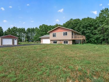 42275 Harder Avenue, Harris, MN 55032