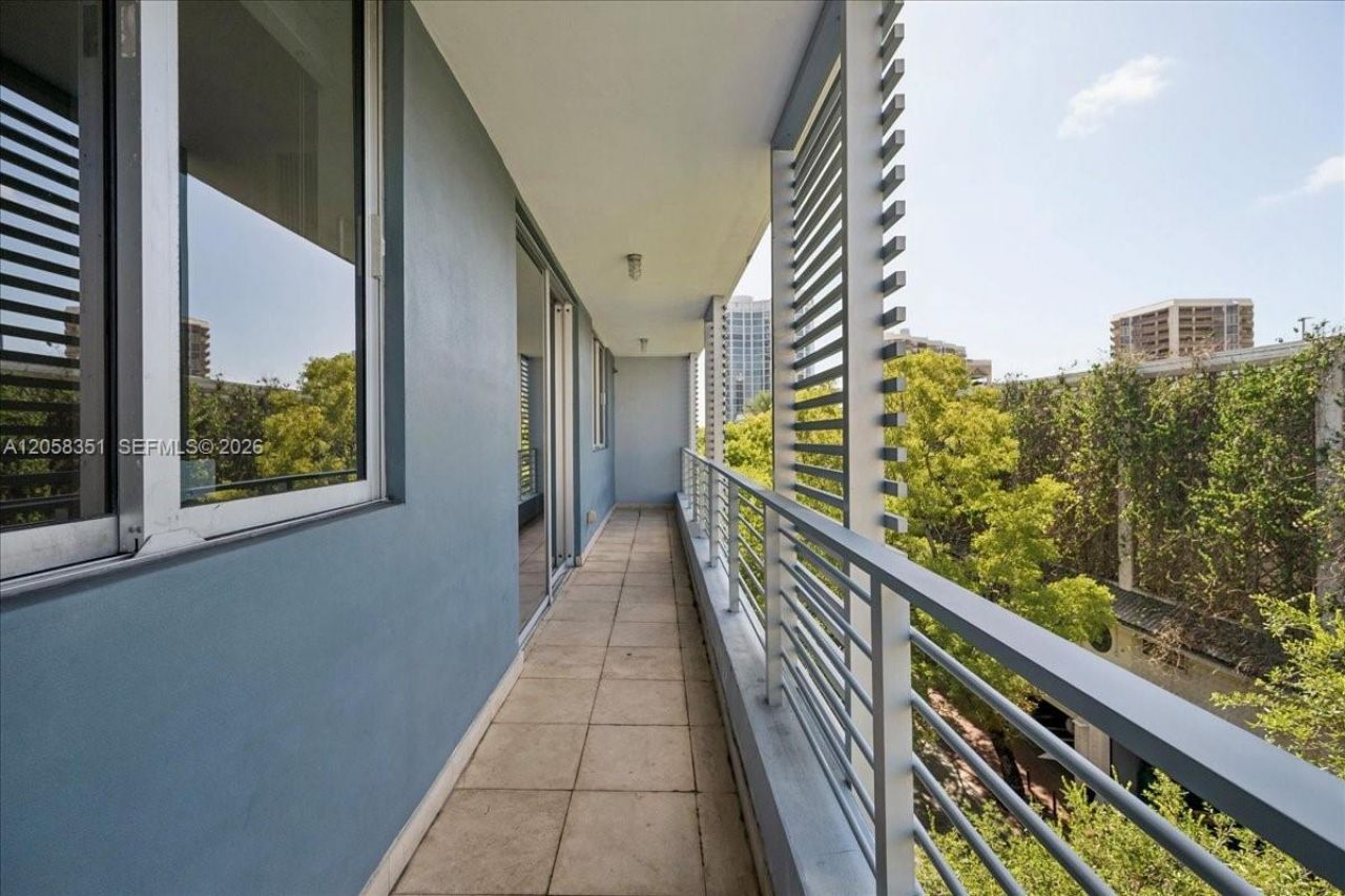 3339 Virginia St, Unit PH-3, Miami, FL 33133 Photo