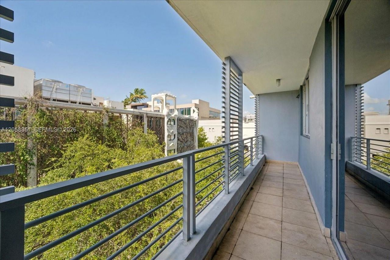 3339 Virginia St, Unit PH-3, Miami, FL 33133 Photo