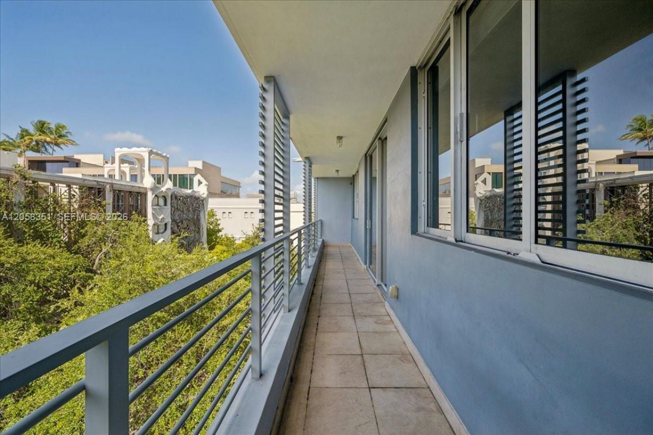 3339 Virginia St, Unit PH-3, Miami, FL 33133 Photo