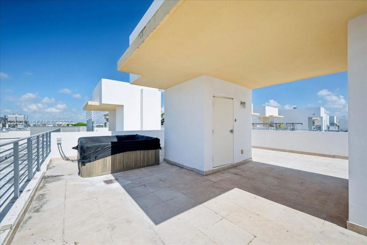3339 Virginia St, Unit PH-3, Miami, FL 33133 Photo