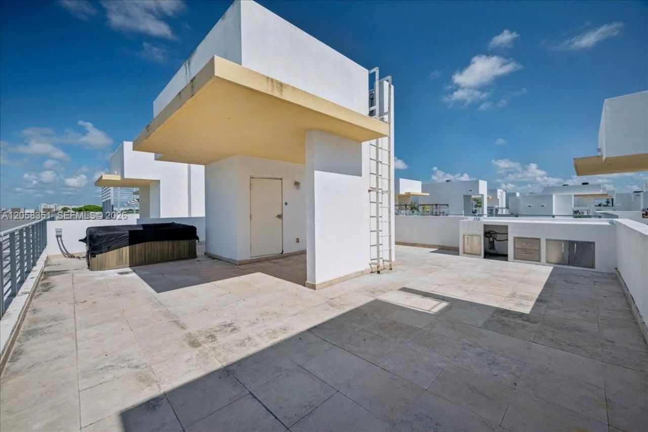 3339 Virginia St, Unit PH-3, Miami, FL 33133 Photo