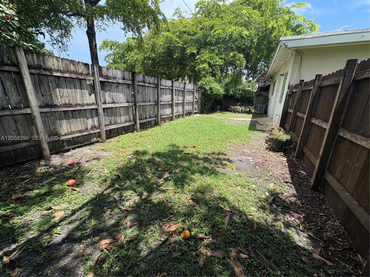 410 Pinecrest Dr, Unit 2, Miami Springs, FL 33166 Photo