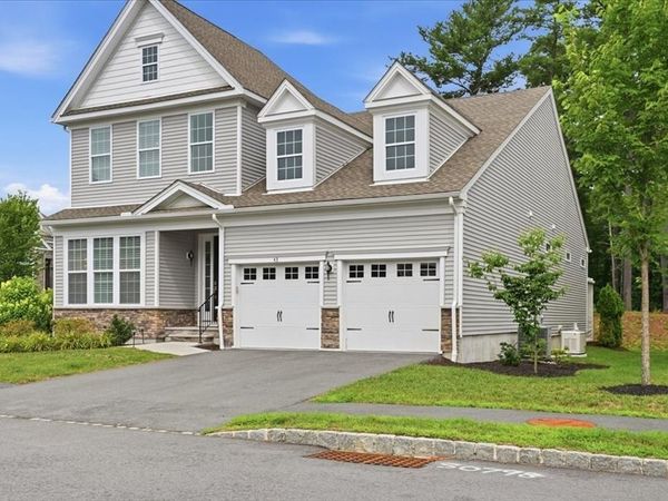 43 Jameson Drive, Unit 43, Millis, MA 02054