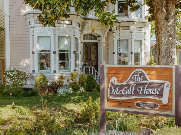 153 Oak Street, Ashland, OR 97520