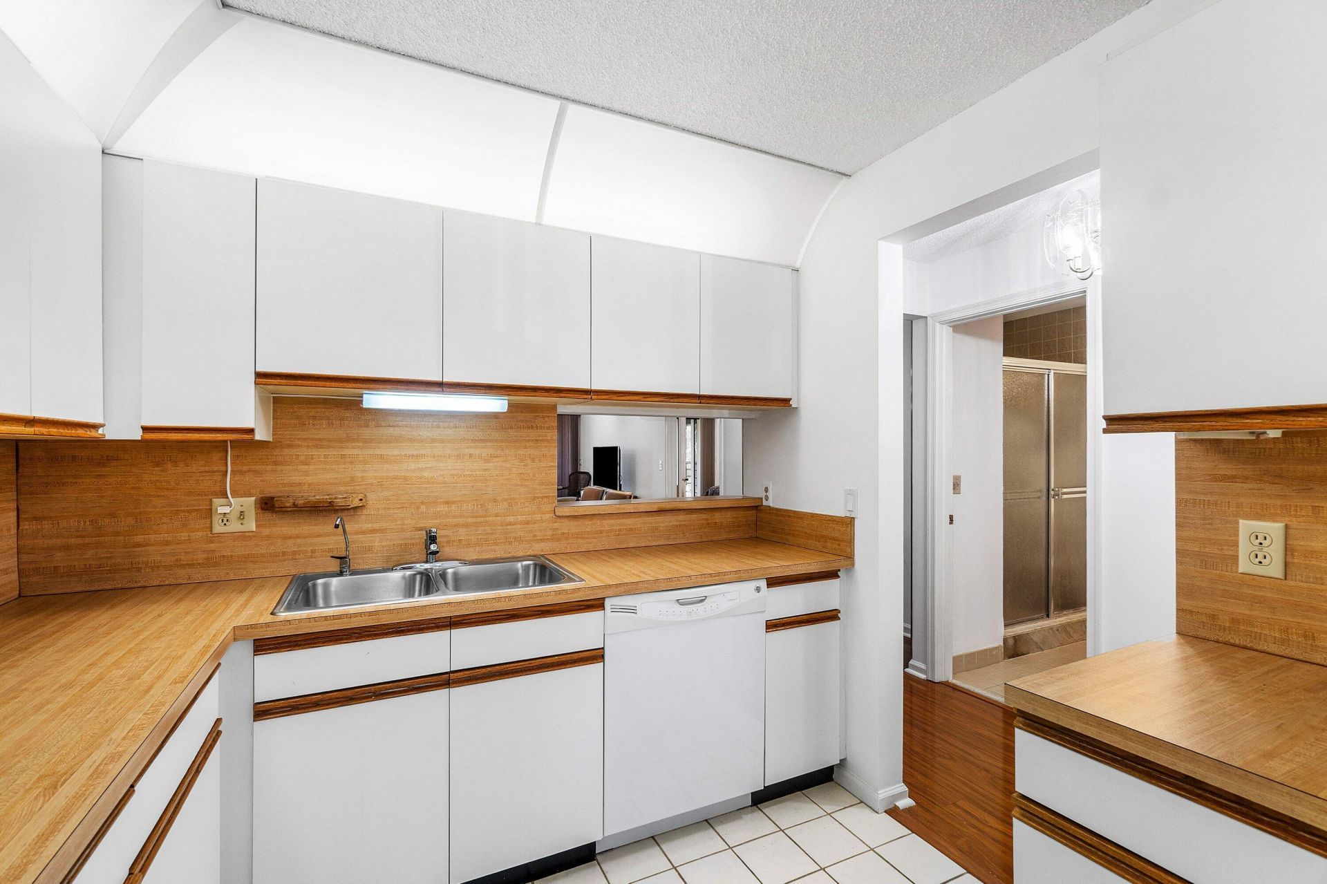 10137 Mangrove Drive, Unit 203, Boynton Beach, FL 33437 Photo