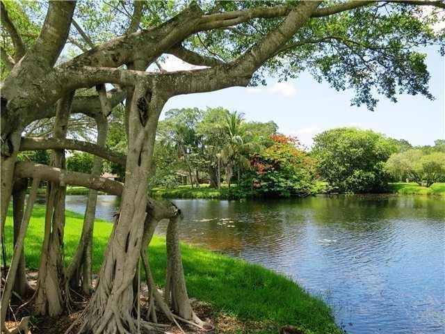 10137 Mangrove Drive, Unit 203, Boynton Beach, FL 33437 Photo