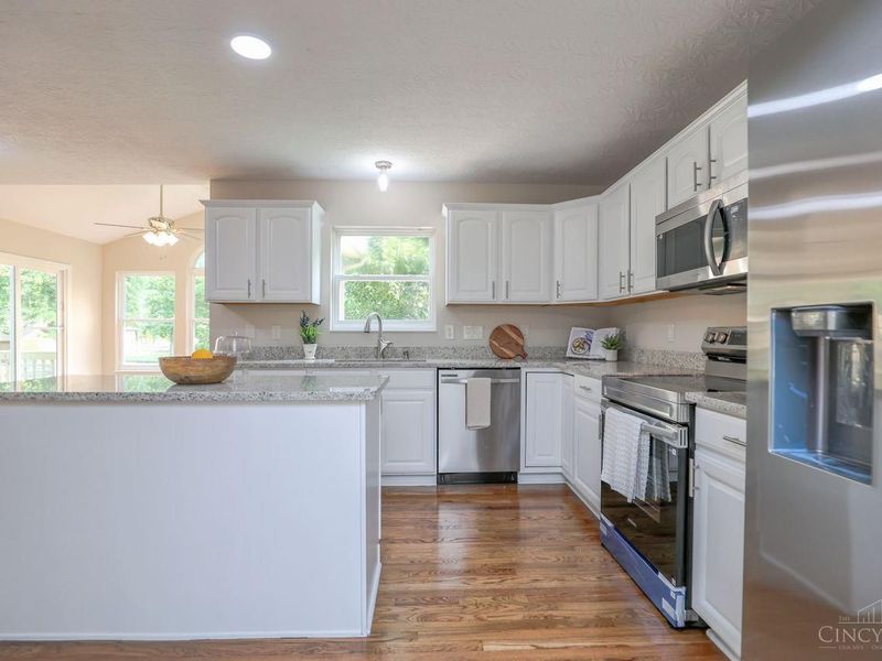 52 Hummingbird Way, Pierce Twp, OH 45102 Photo 9