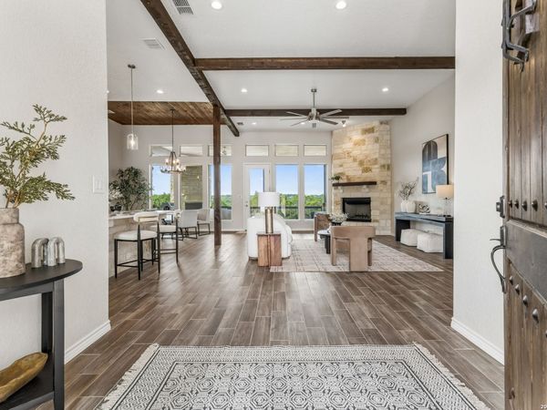169 LONGWOOD DR, New Braunfels, TX 78132