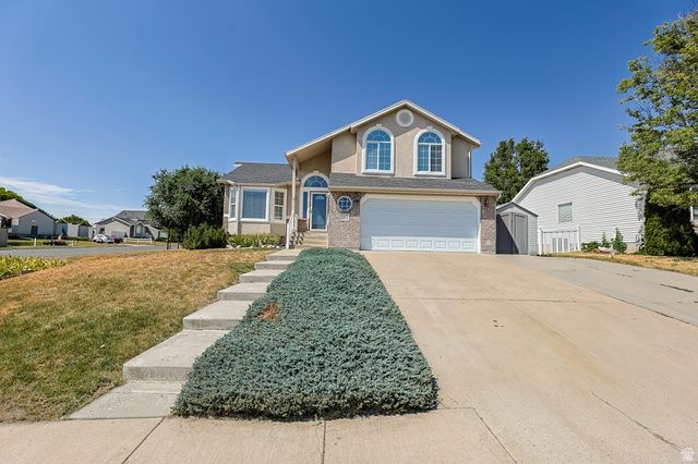 309 E 1525 N, Layton, UT 84041 Main Photo