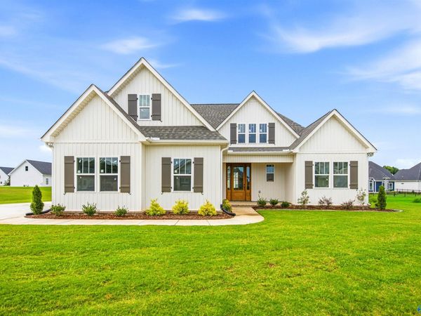 23327 Rhett Drive, Athens, AL 35613