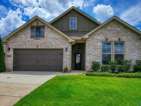226 Pumprock Drive, Huntsville, AL 35806