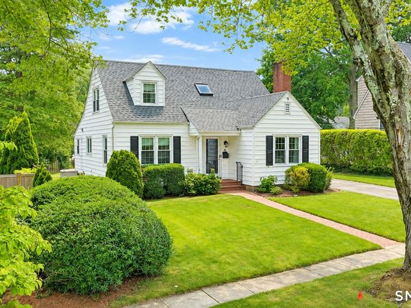 85 Louvain, Fairfield, CT 06825