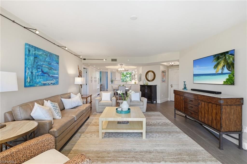 7225 Pelican Bay Blvd, Unit 302, Naples, FL 34108 Photo