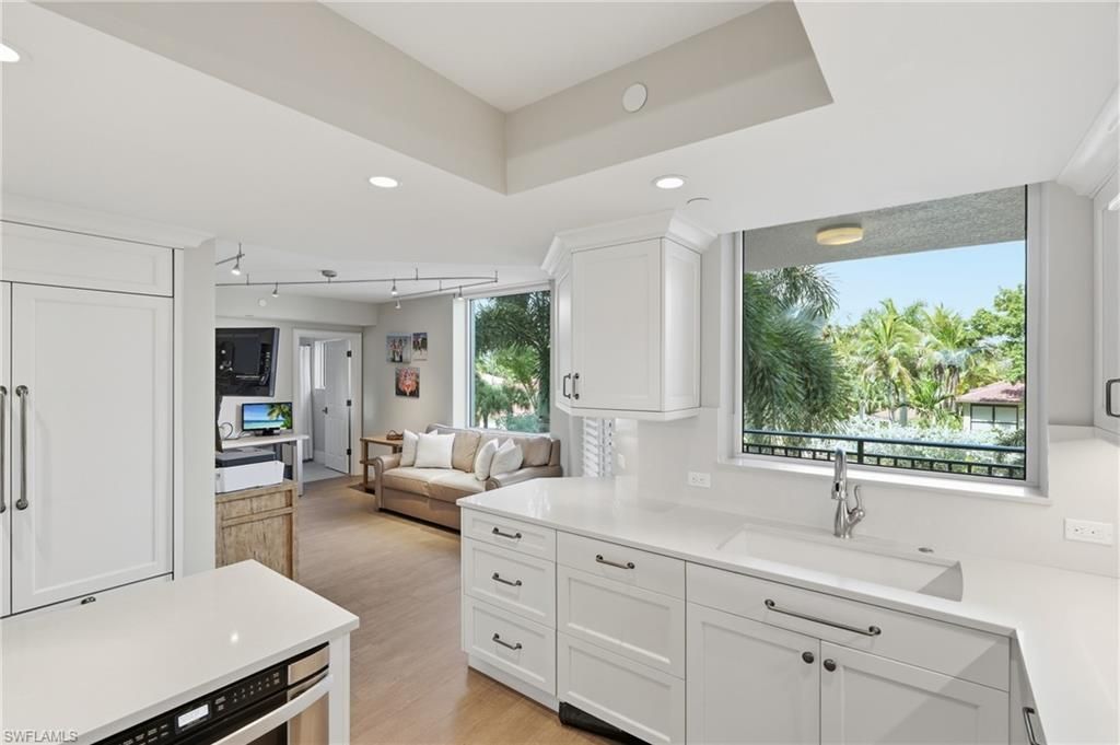 7225 Pelican Bay Blvd, Unit 302, Naples, FL 34108 Photo