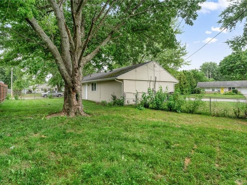 1938 Atkinson Drive, Xenia, OH 45385 Photo 6