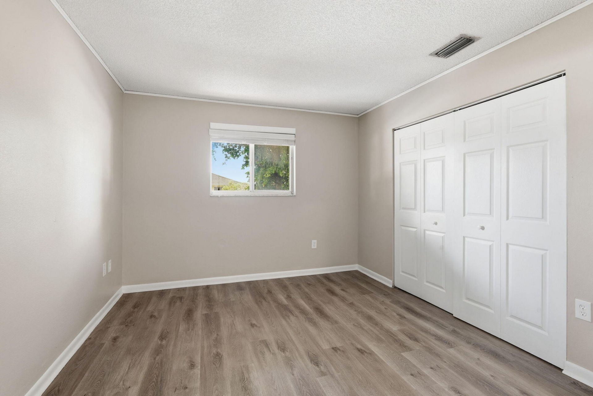 541 NW 82nd, Unit 377, Miami, FL 33126 Photo