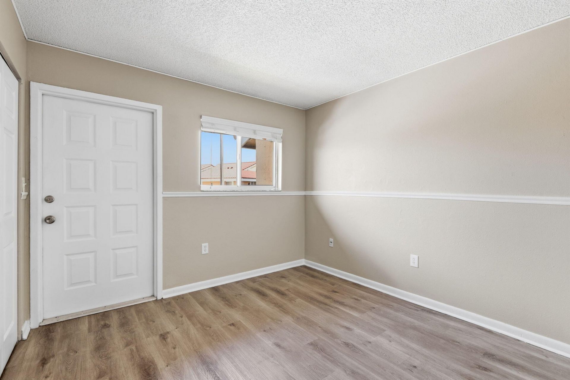 541 NW 82nd, Unit 377, Miami, FL 33126 Photo